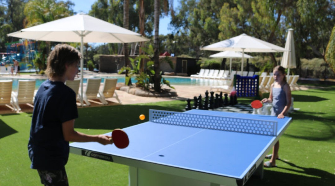 Outdoor Tennis Table Image 2 900px