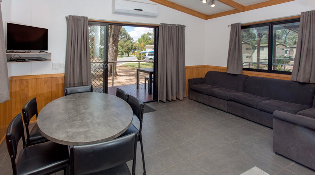 BIG4 Renmark Accommodation Two Bedroom Accessible Family Villa 6 Berth 03